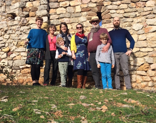 Family at Baulerie (500x395).jpg